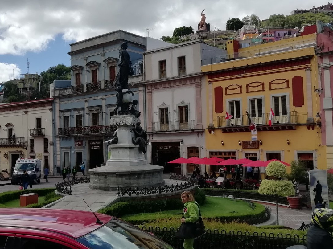 Plaza de la Paz景点图片