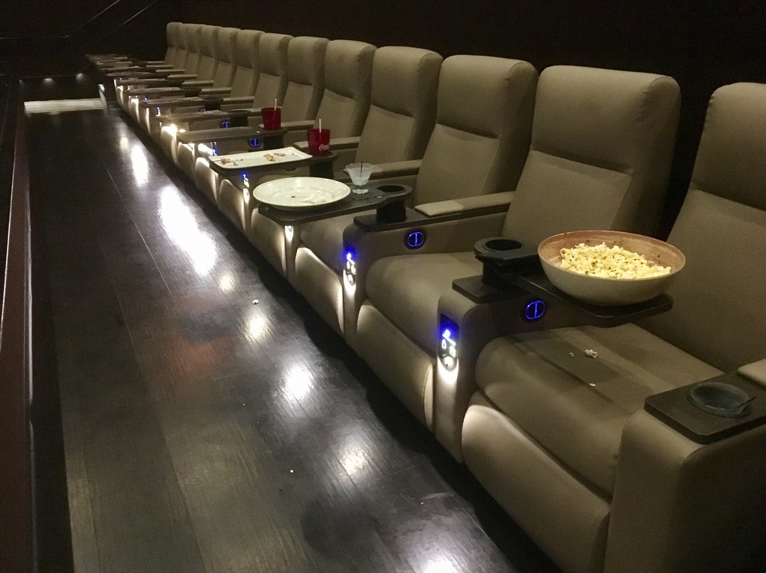 Ovation Cinema Grill景点图片