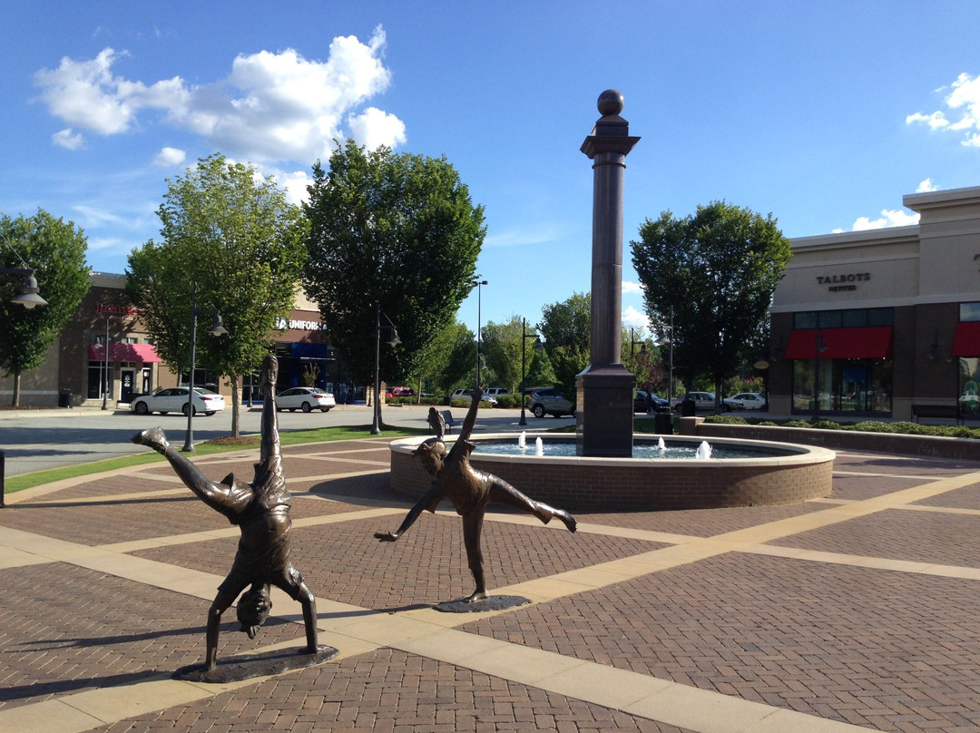 The Shoppes at River Crossing