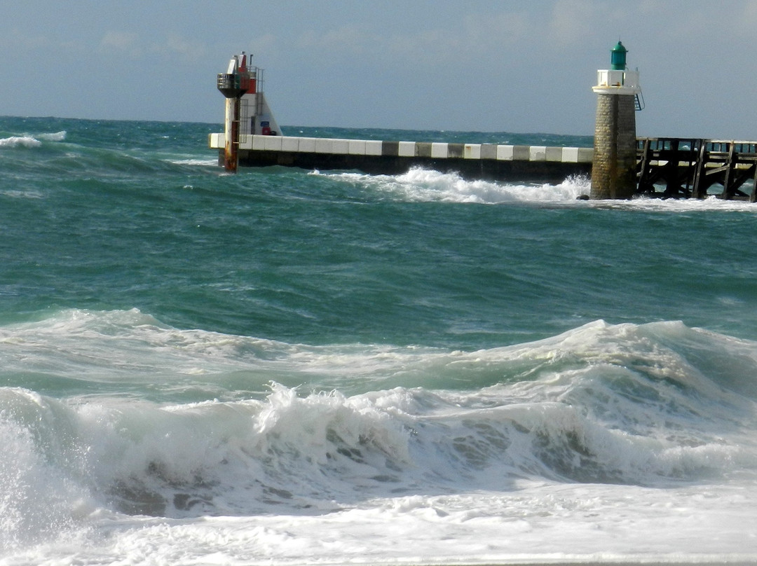 Plage Notre Dame景点图片