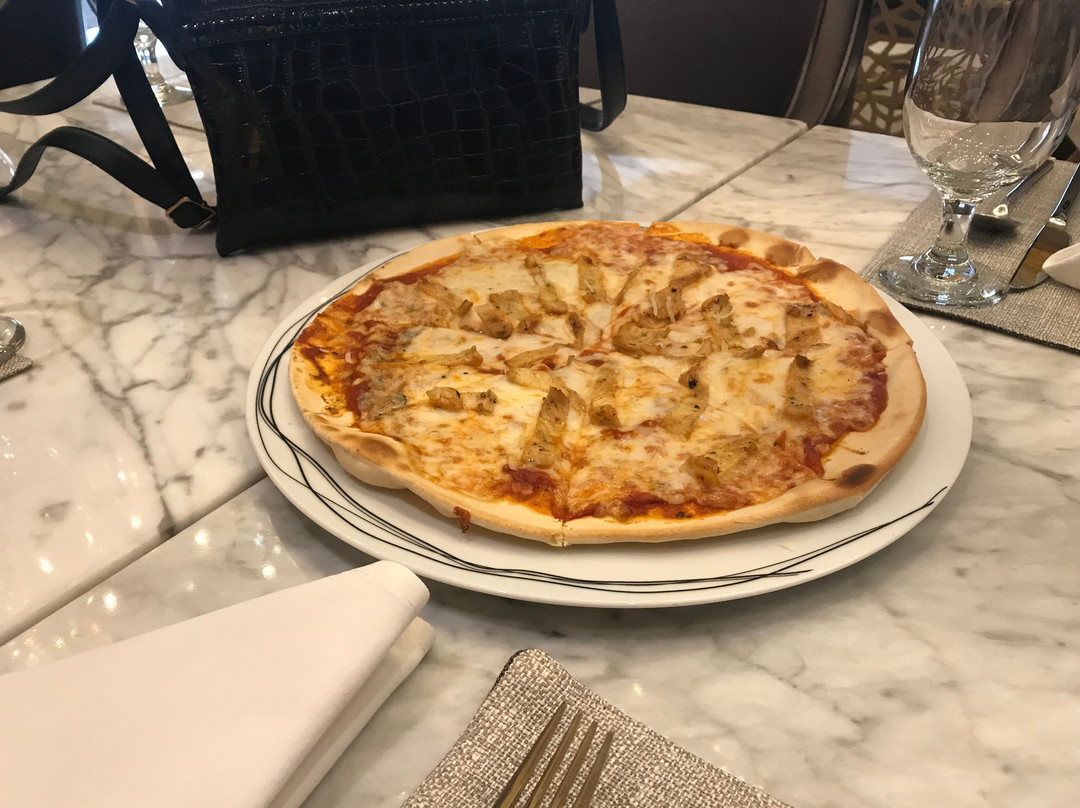 Ezdan Palace Hotel主图