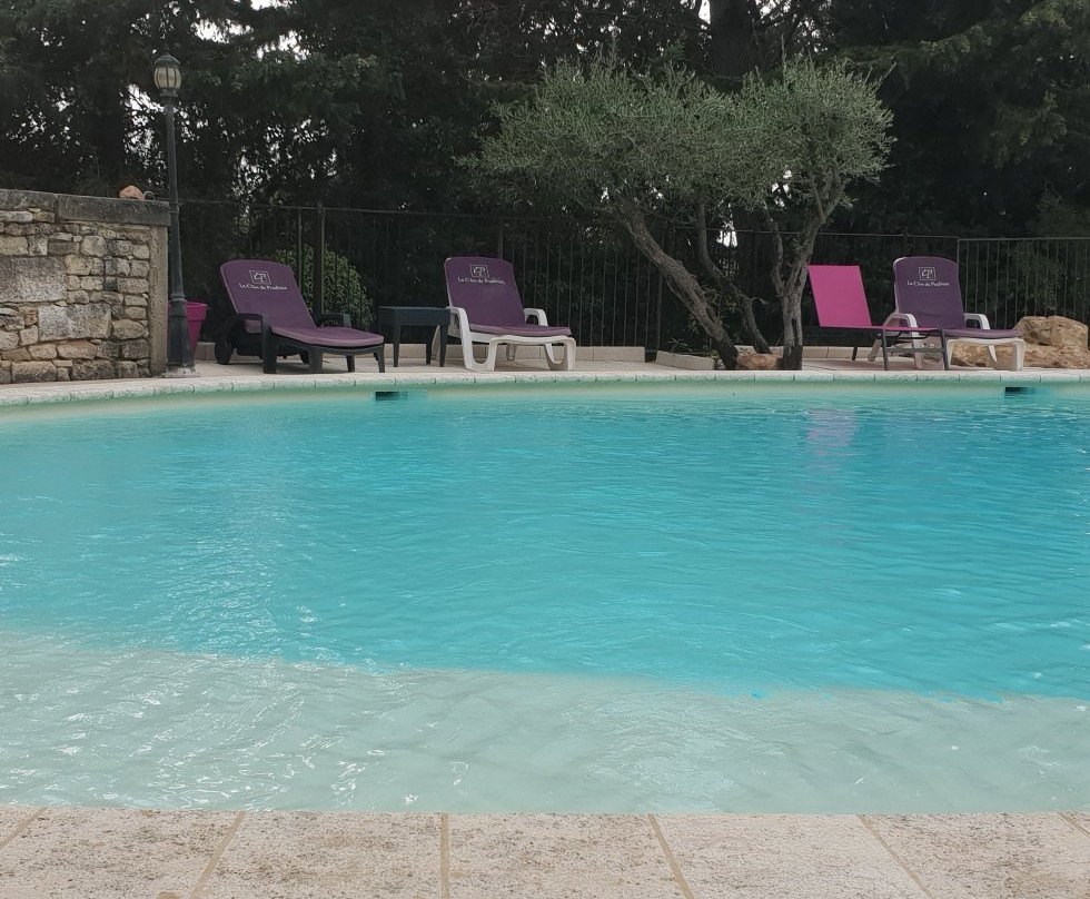 拉克洛斯普拉丁斯酒店主图