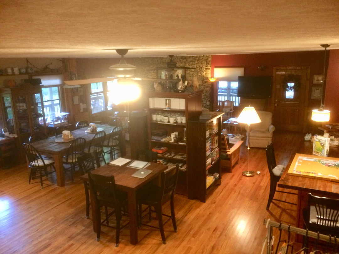 Aska Lodge Bed & Breakfast主图