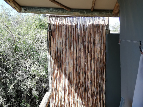 Oddballs' Camp主图