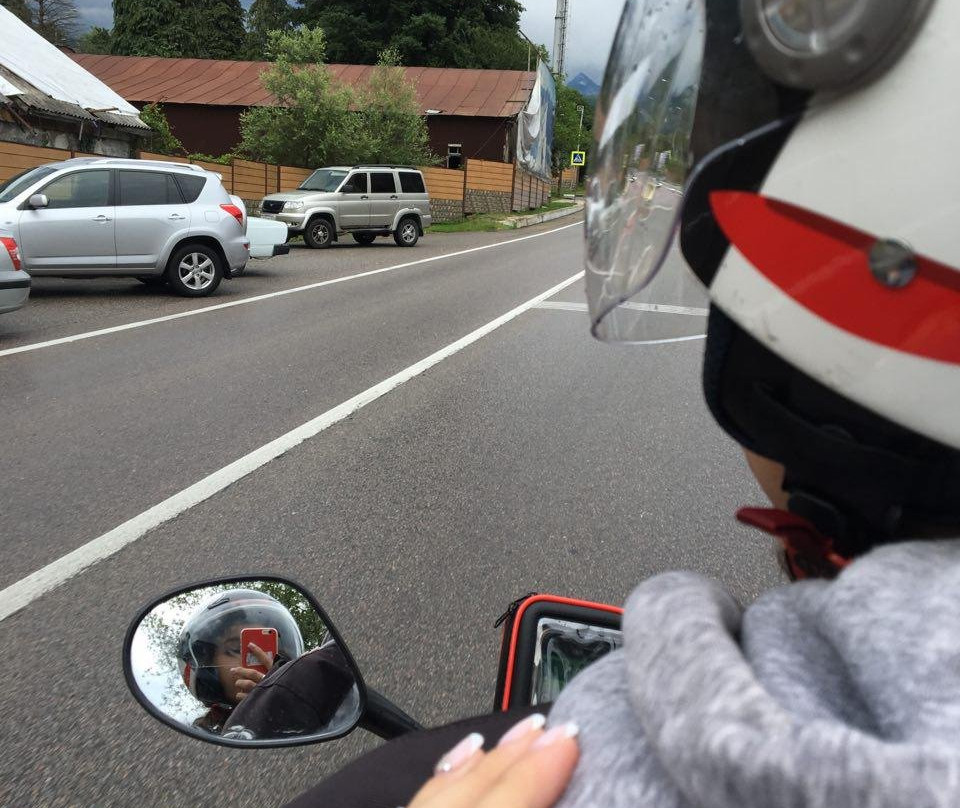 Innocenti Scooter Rentals景点图片