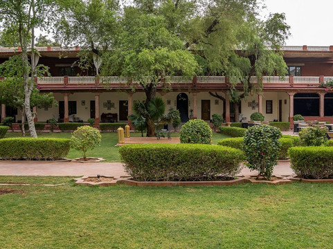 兰籓卡宫酒店主图