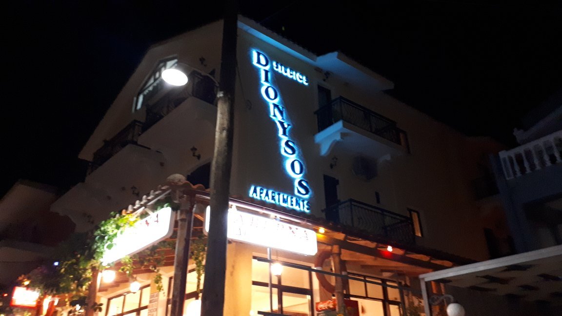 Dionysos Hotel-官方