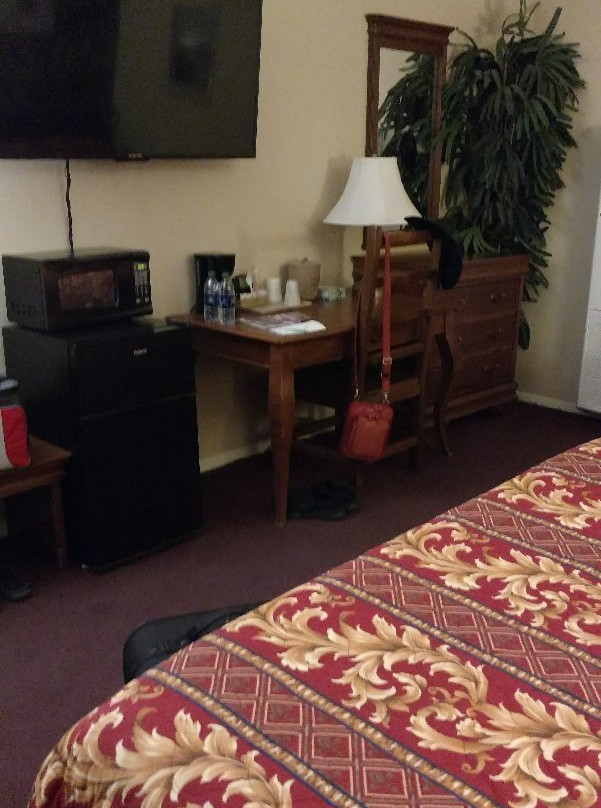 Smokey Bear Motel主图