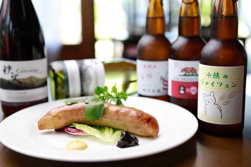 ツーリストテーブル 釜の上 秩父うさぎだ食堂