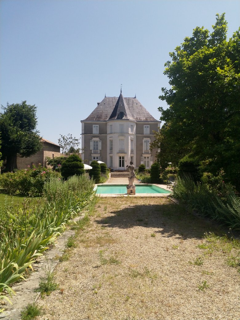 Chateau de Prety-官方