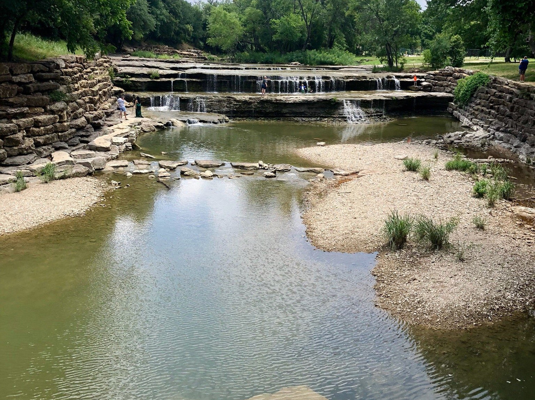 Airfield Falls Trailhead & Conservation Park-沃思堡必去景点