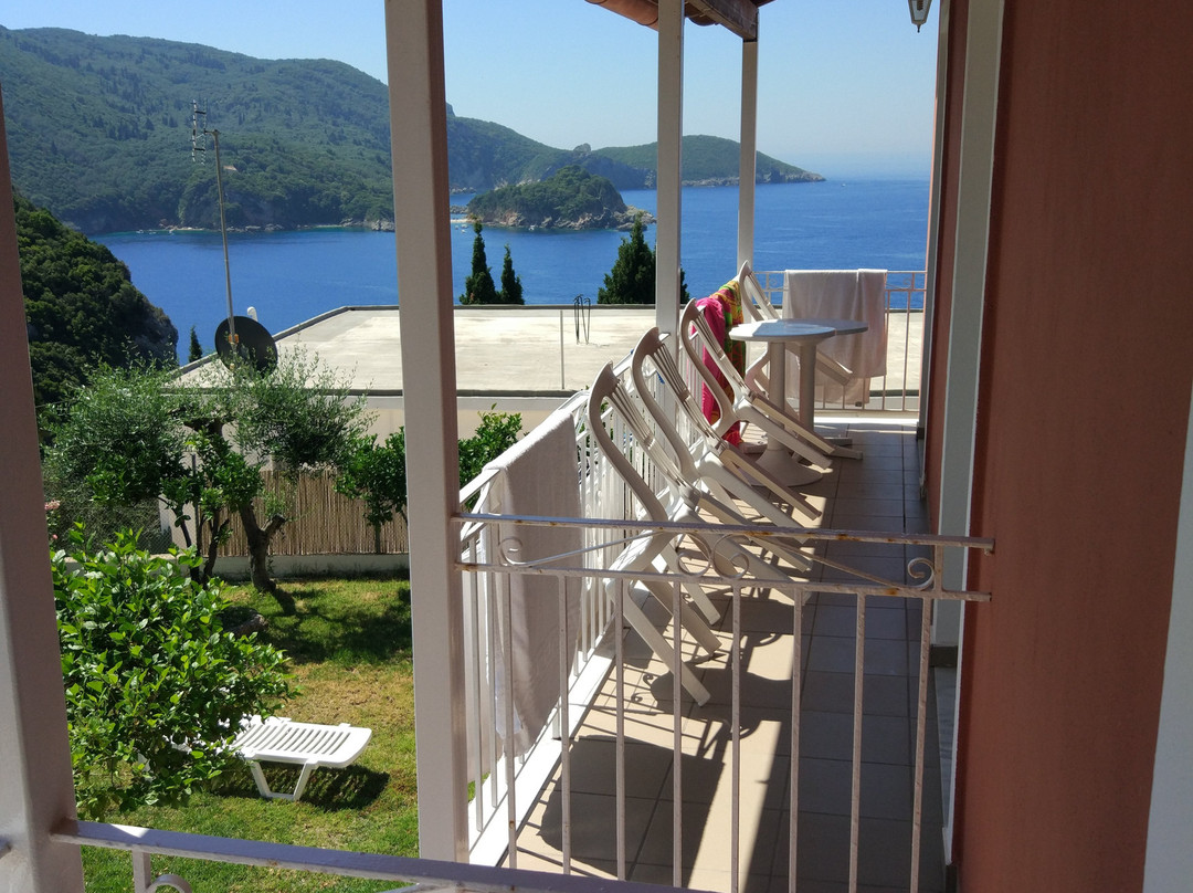 Noufaro Apartments主图