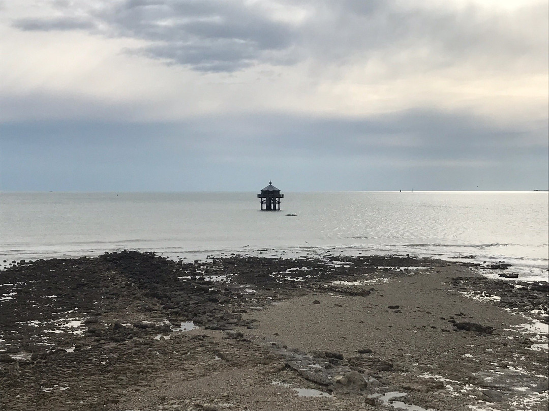 Phare du Bout du Monde-拉罗谢尔必去景点
