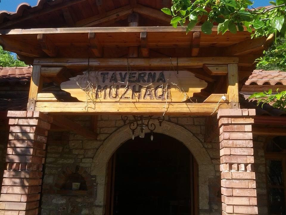 Nivice餐馆和美食-Taverna Muzhaqi