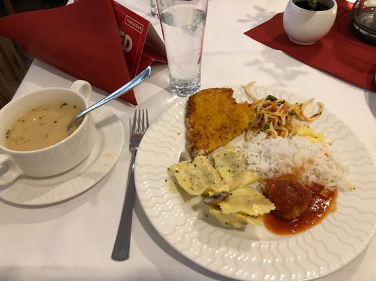 诺伊施塔特华美达酒店主图