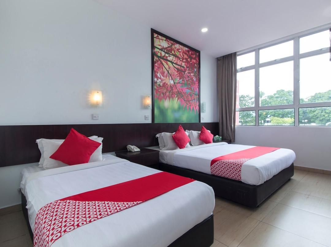 OYO 498 D&f Boutique Hotel Senawang主图
