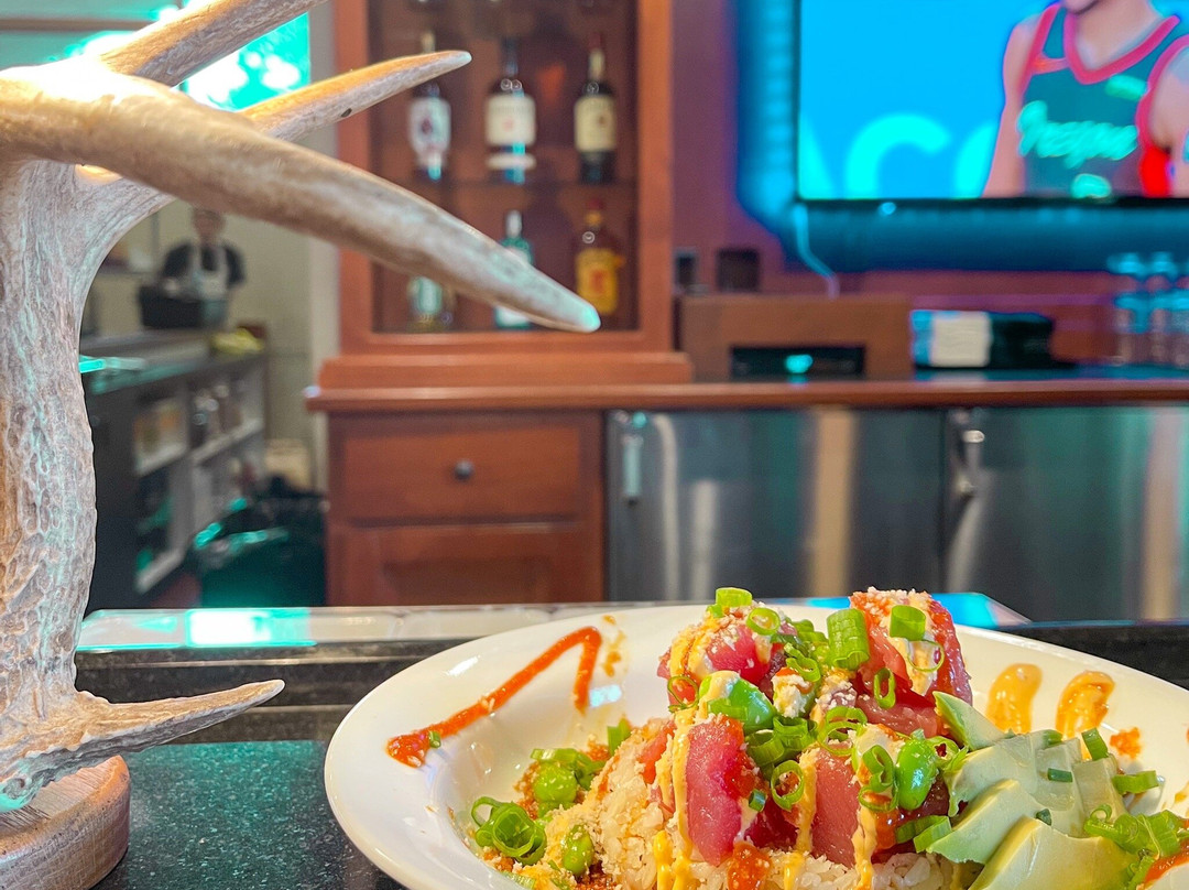 Hook And Slice Restaurant And Bar