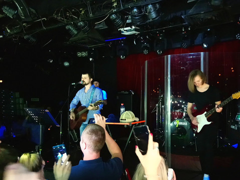 Sixteen Tons Club-莫斯科必去景点