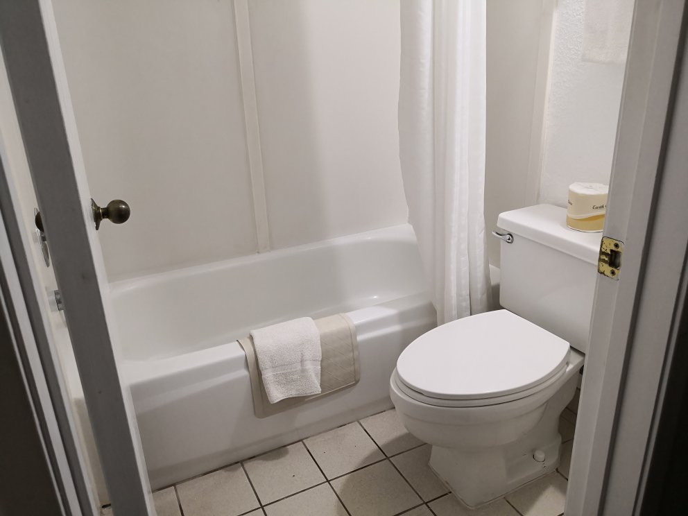 针城温德姆戴斯套房酒店主图