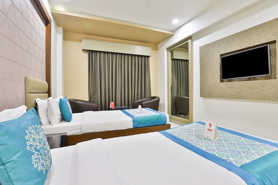 The Grand Vinayak Hotel主图