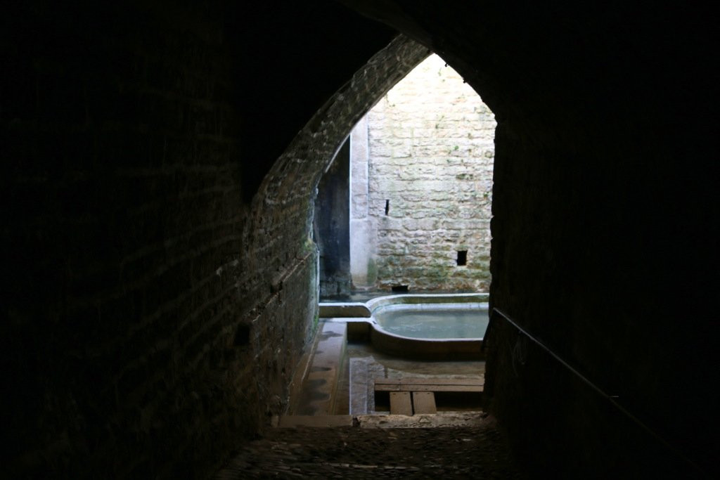 La Fontaine aux Lépreux-多勒必去景点