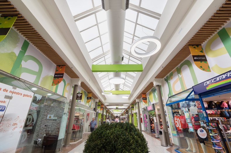 Centro Comercial Gran Sur-拉利内阿必去景点
