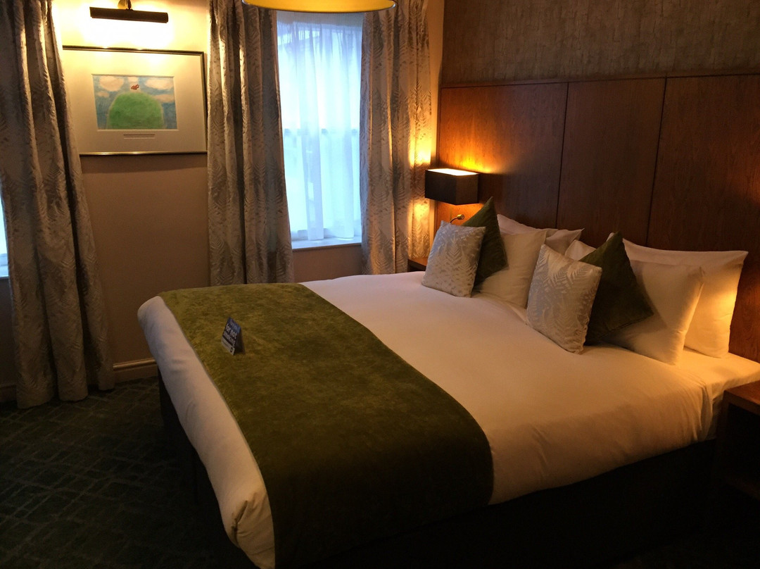 The George Hotel主图