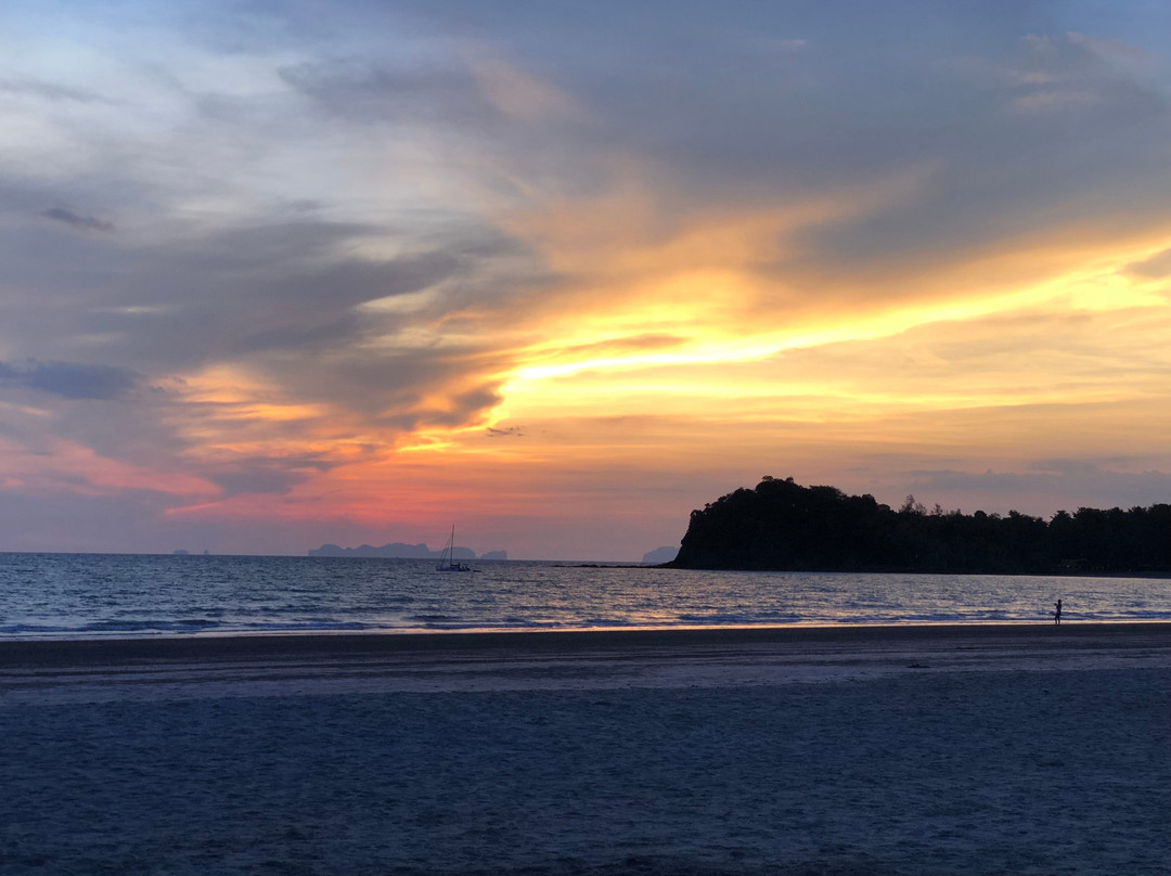 拉古纳海滩俱乐部酒店主图