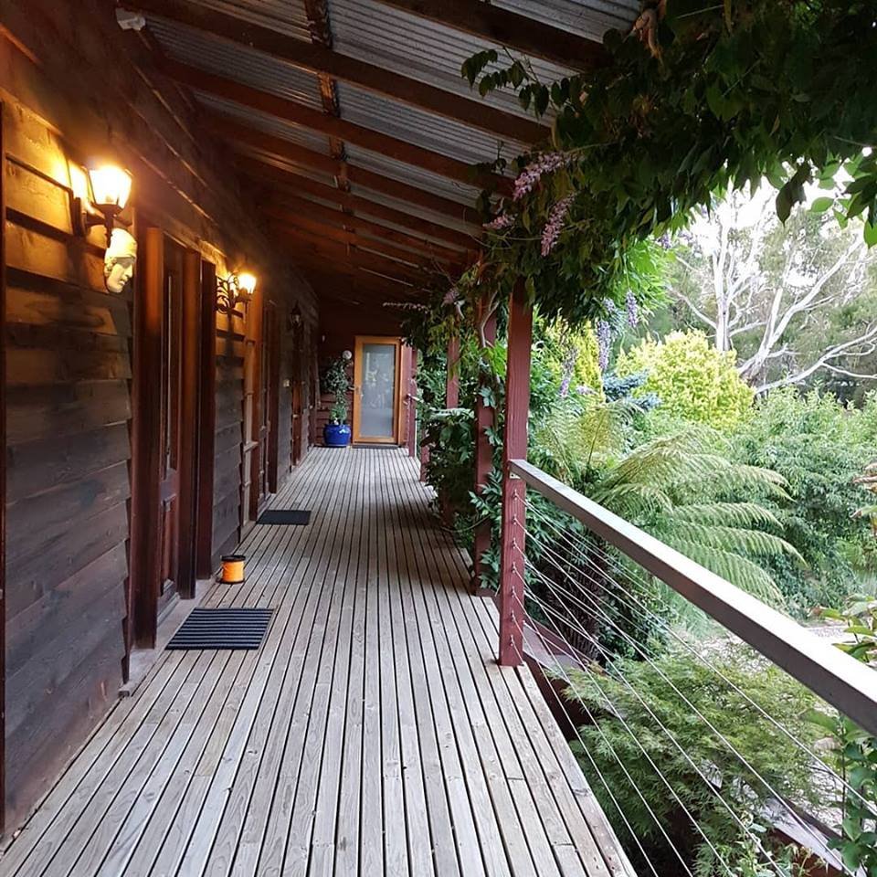 Hollyhock Bed and Breakfast-浴室