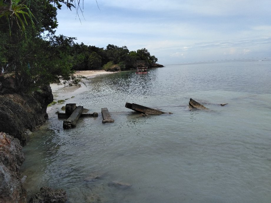 Pusat Laut Beach景点图片