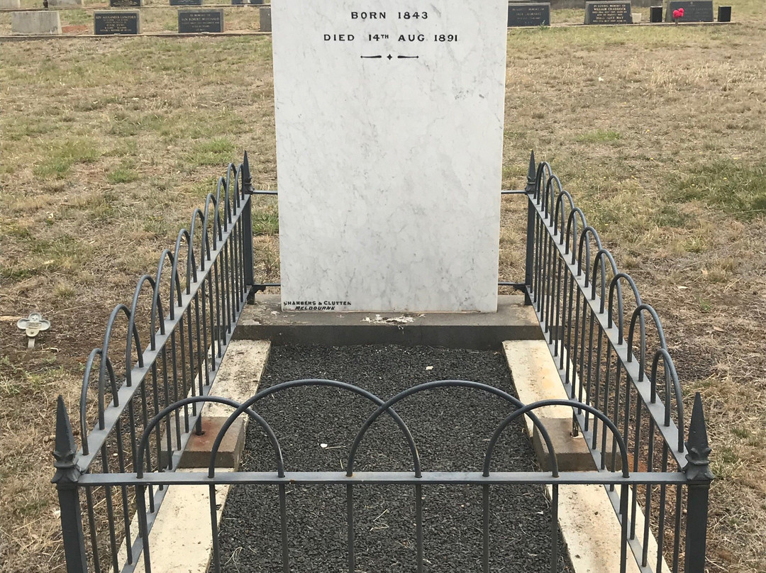 Harrow Cemetery-Harrow必去景点