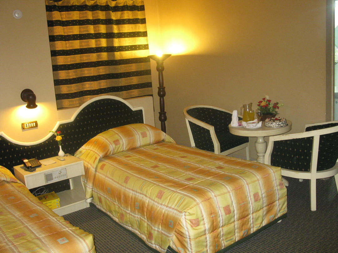 Hotel Sarawan Karachi主图
