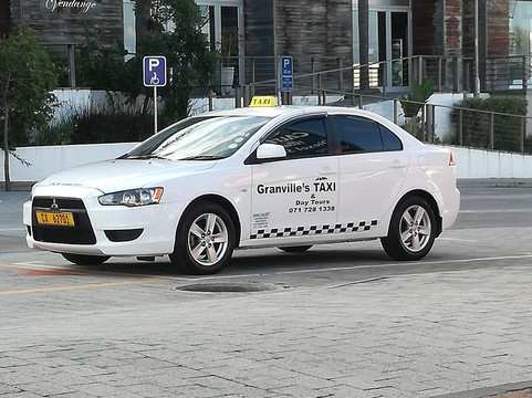 Granville's Taxi & Day  Tours-普利登堡湾必去景点