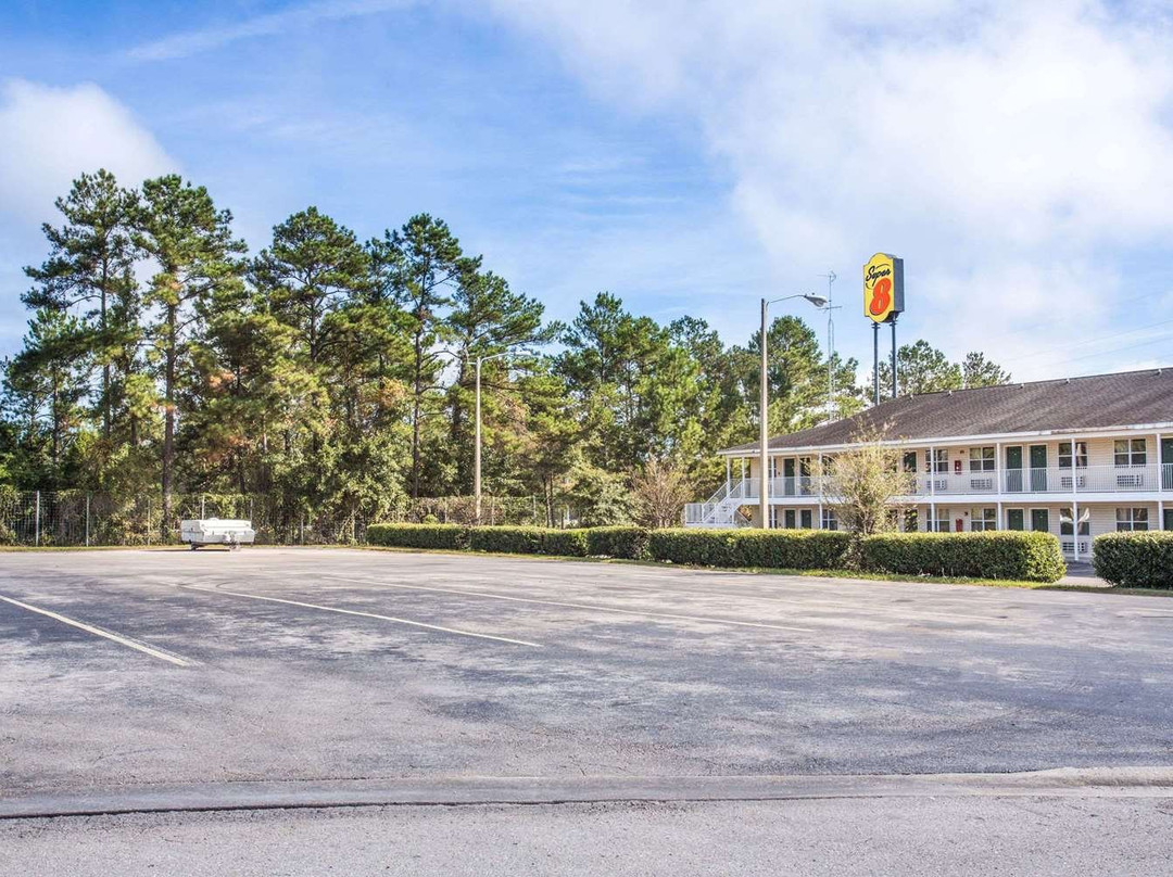 Super 8 by Wyndham Monticello主图