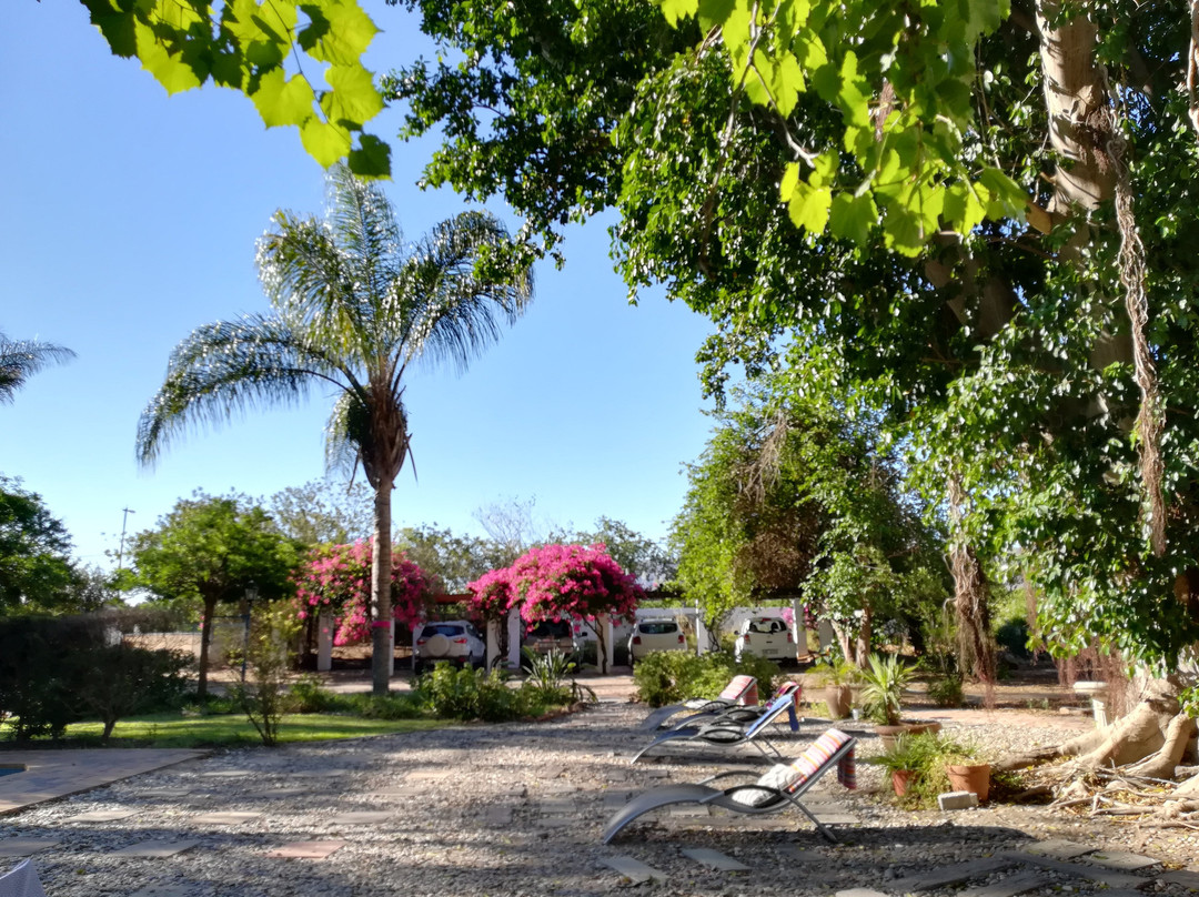 圣杜巴里斯酒店主图