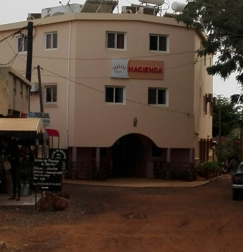 Hacienda Hotel主图