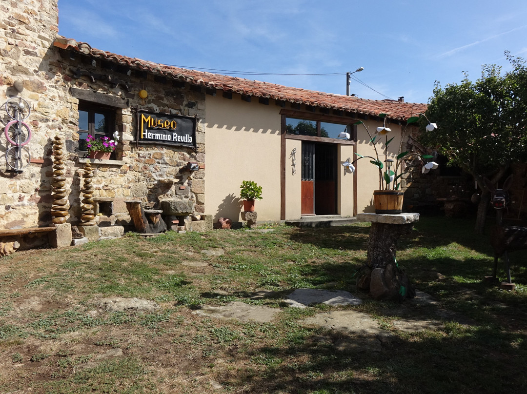 Museo Herminio Revilla景点图片