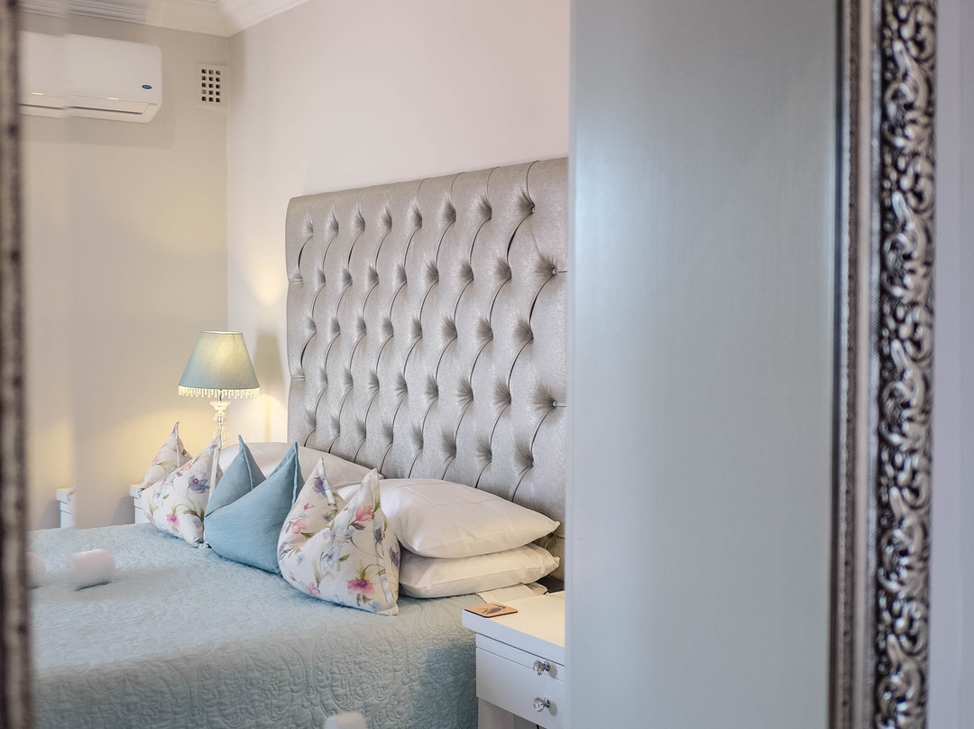 Hilltop Guesthouse主图