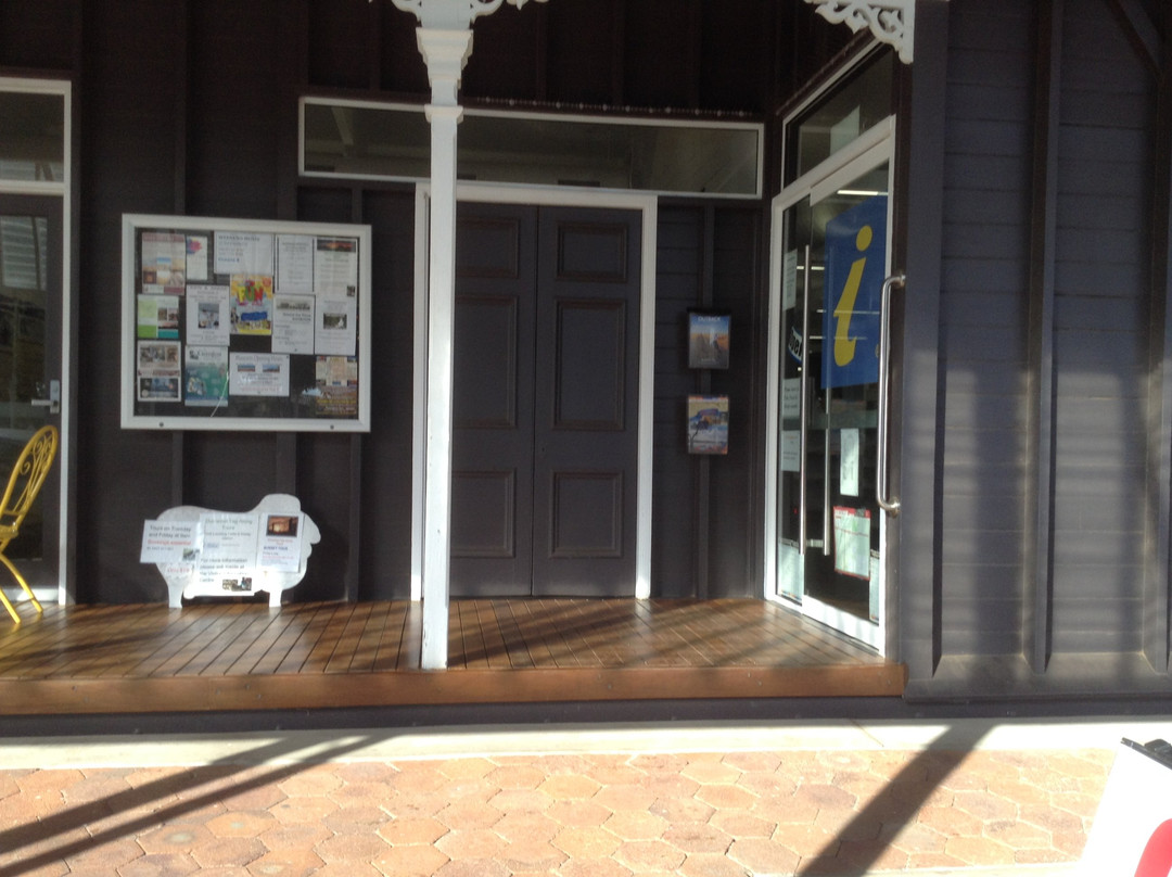 Barcaldine Tourist Information Centre景点图片
