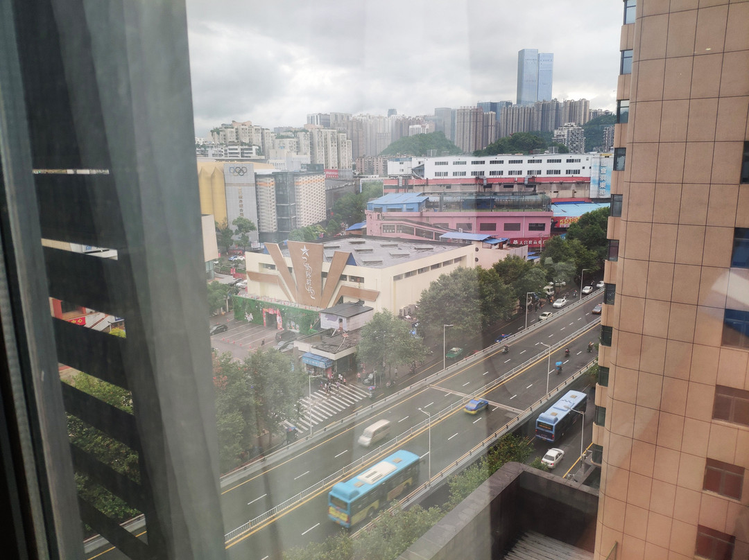 元和世纪酒店主图