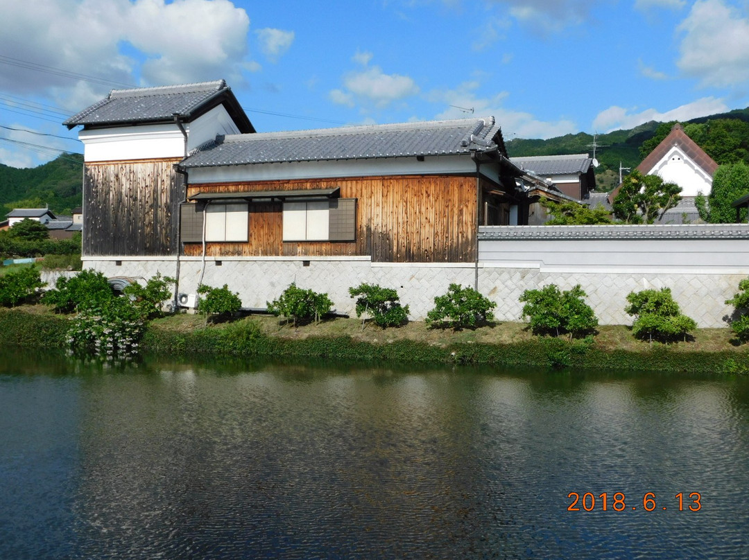 Takenouchi Kango Circular Moat Shuraku-天理市必去景点