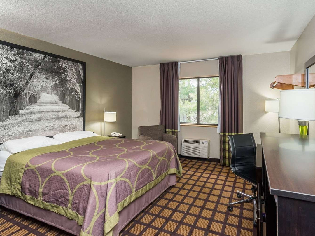 Super 8 by Wyndham Munfordville KY主图