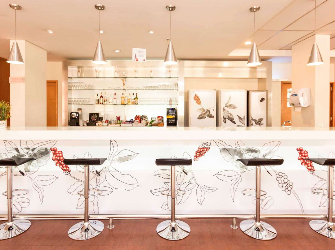 宜必思贝庭酒店主图