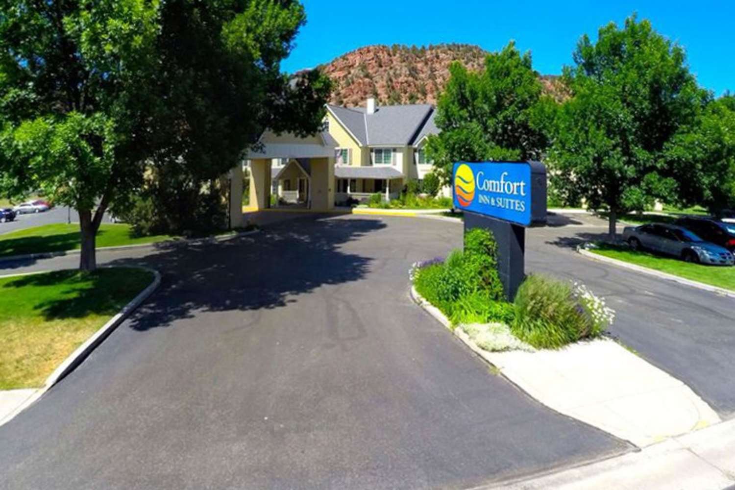 Comfort Inn & Suites Carbondale-官方