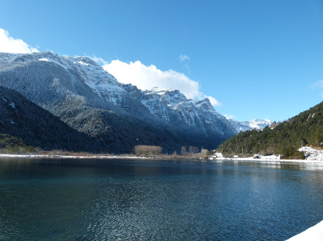 Complejo Turístico Camping Bielsa主图