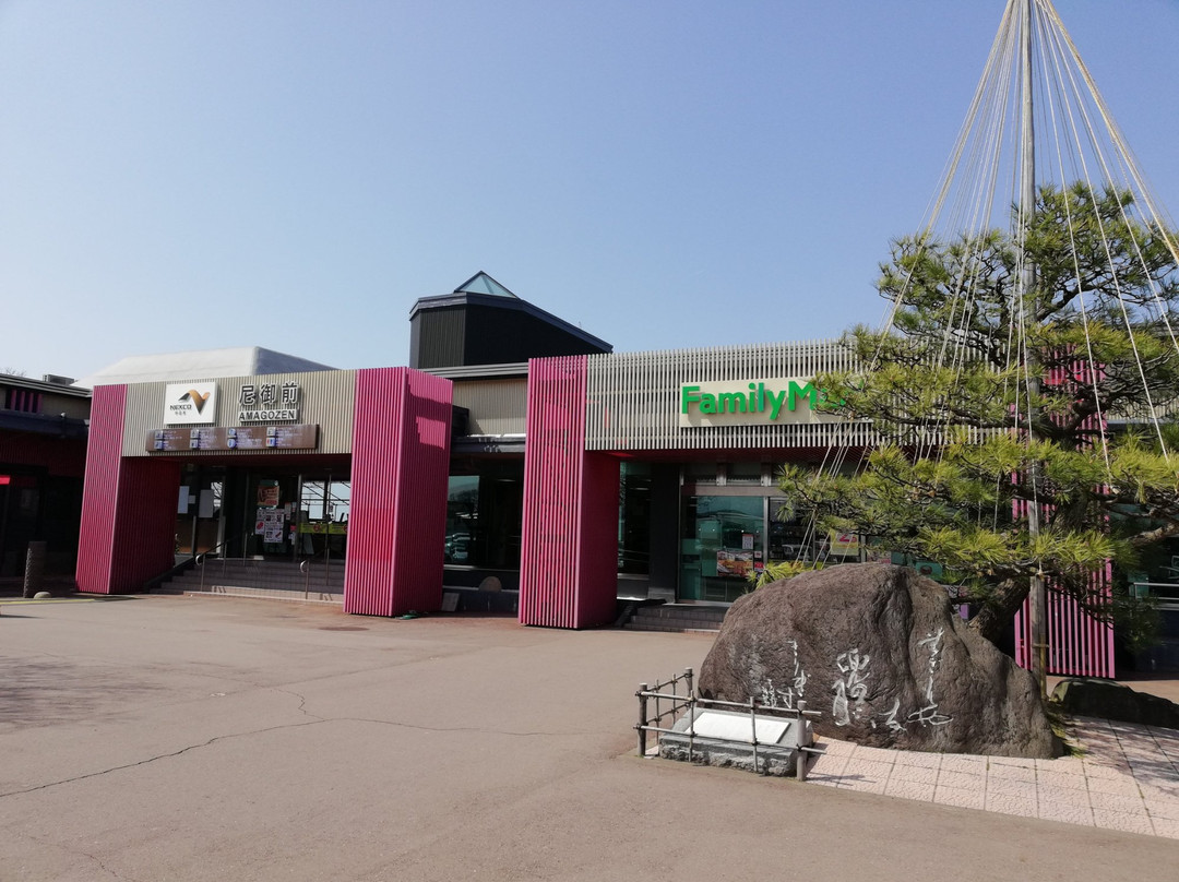 尼御前SA下り フードコート