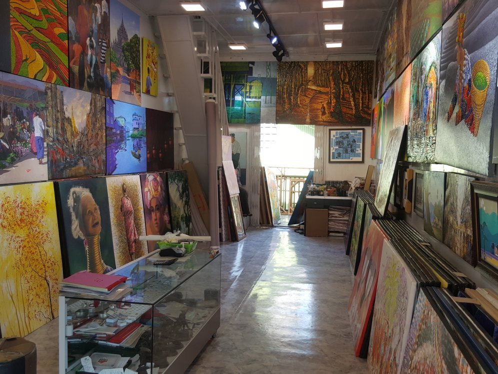 TAW WIN  ART GALLERY-仰光必去景点