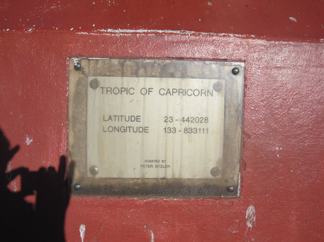 Burt Plain旅游景点-Tropic of Capricorn Marker