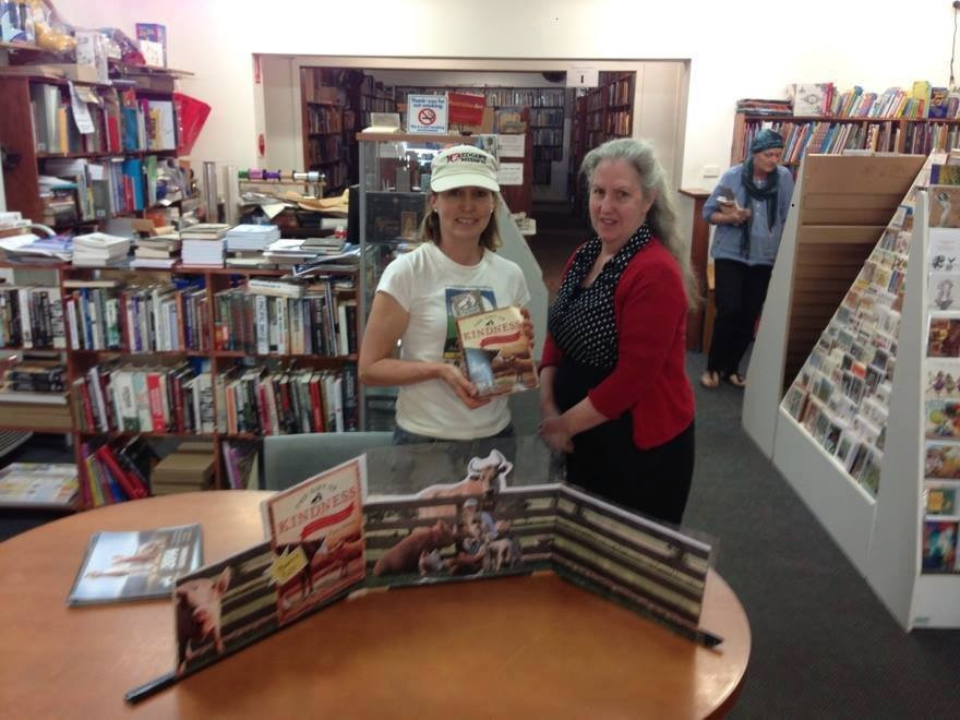 Aesop's Attic Bookshop-凯尼顿必去景点