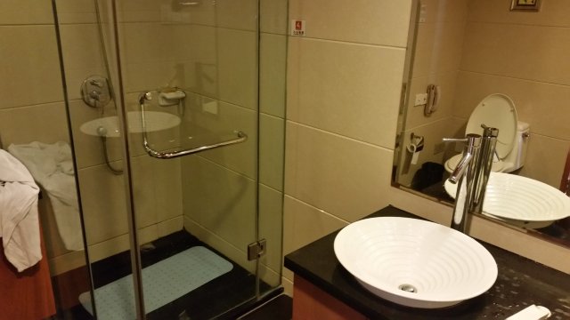上海康桥凯莱酒店-浴室